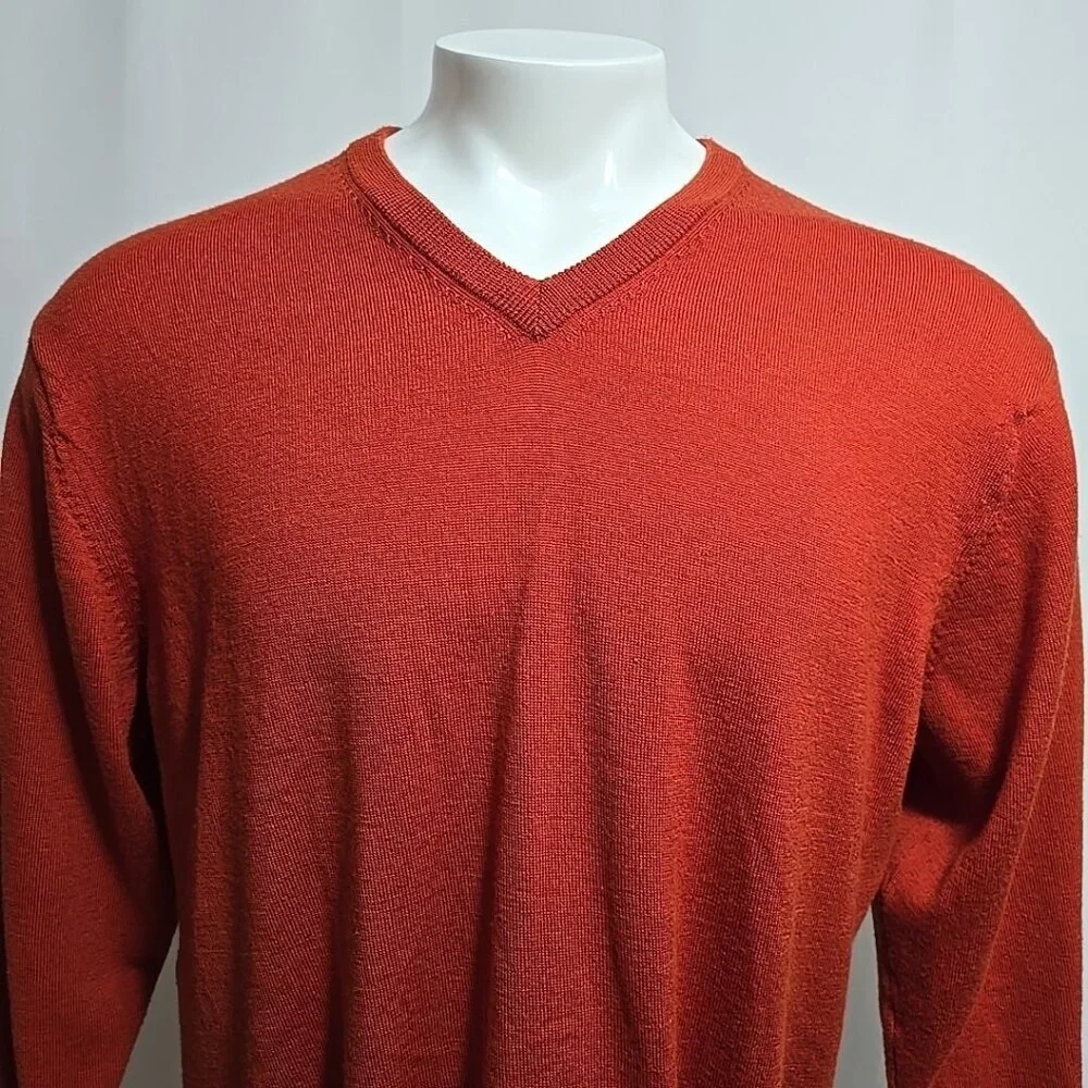 Jos. A. Bank 100% Italian Merino Wool Sweater Mens Size XL V-Neck Burnt Orange